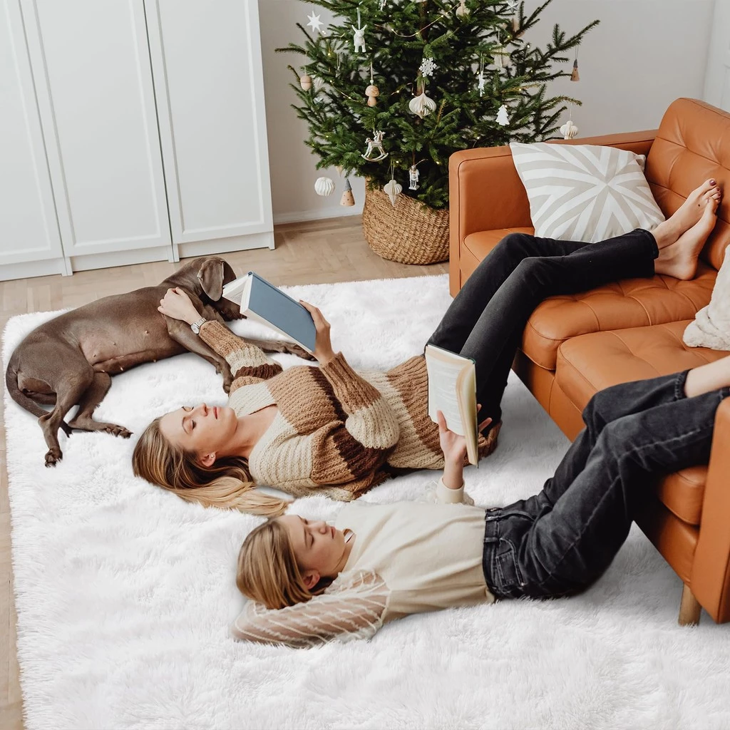 Soft Rug For Bedroom Living Room Plush Fluffy Rugs , Shag Furry Runner Rug Carpet for Room