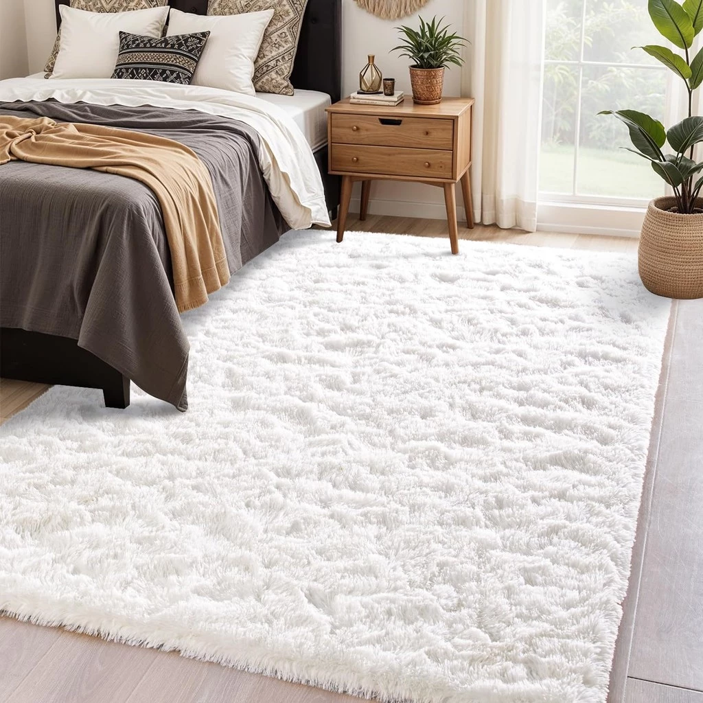 Soft Rug For Bedroom Living Room Plush Fluffy Rugs , Shag Furry Runner Rug Carpet for Room